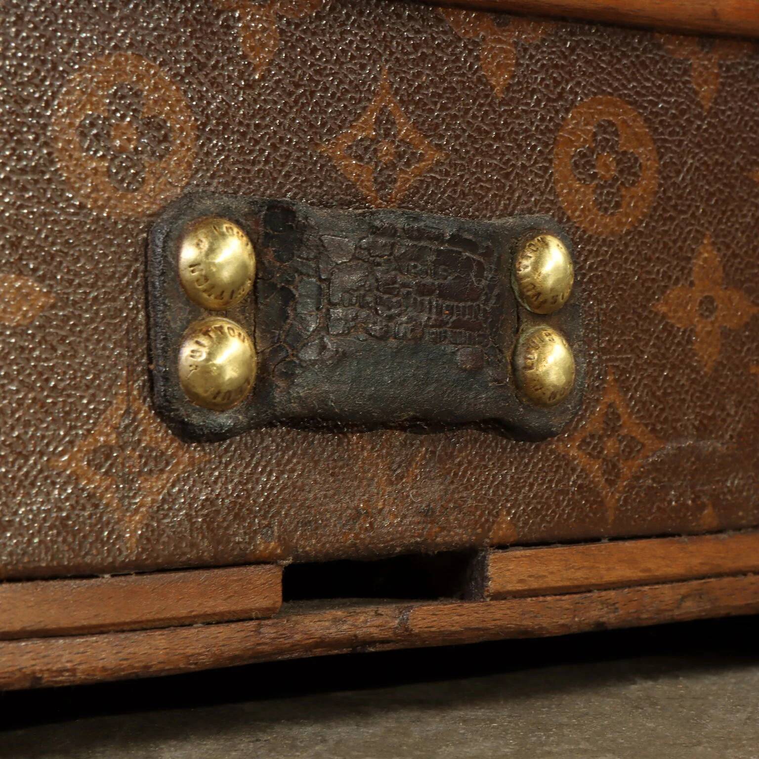 Louis Vuitton antique wardrobe in jacquard canvas 1910