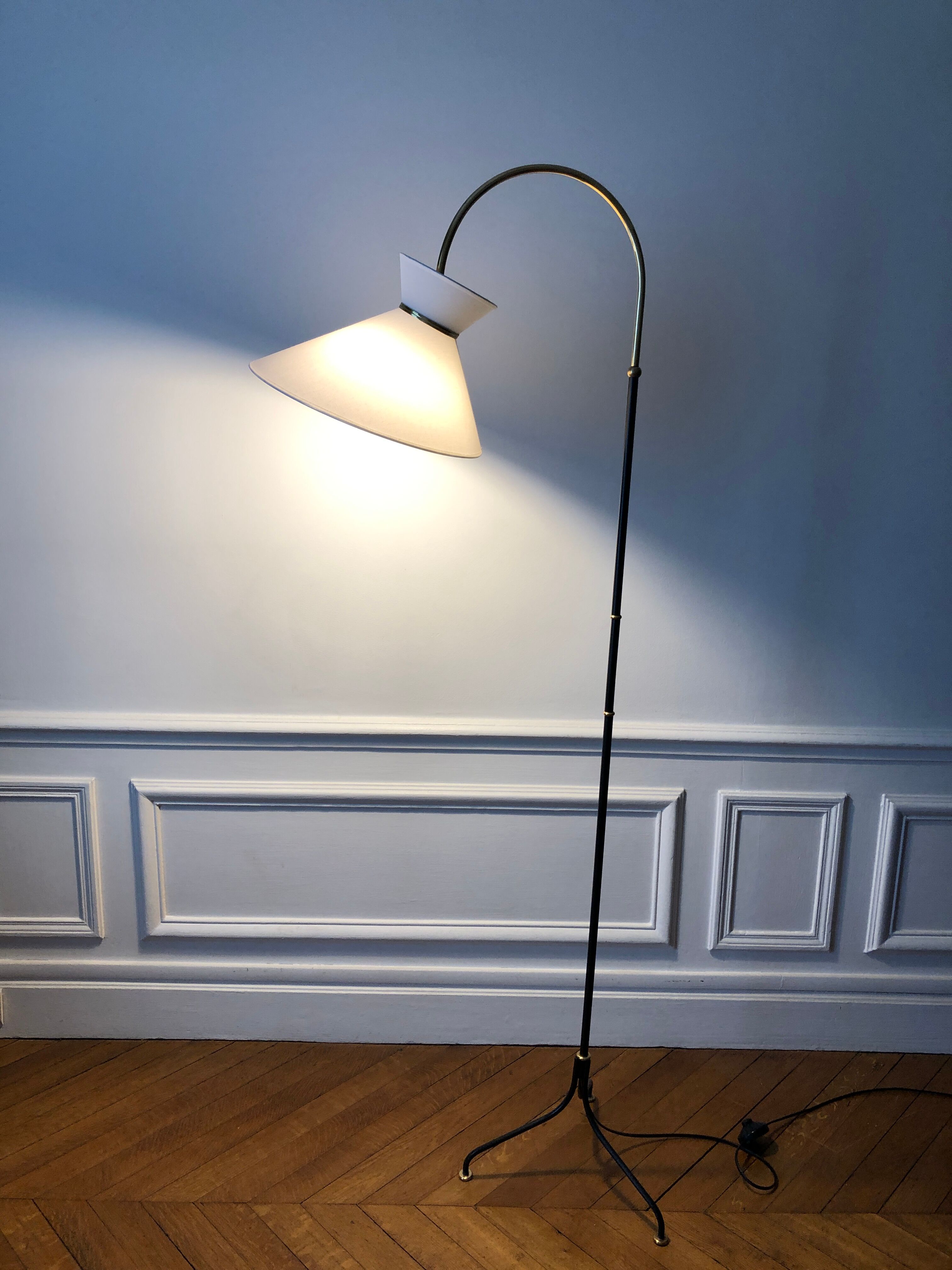 1960 tripod floor lamp - diabolo shade