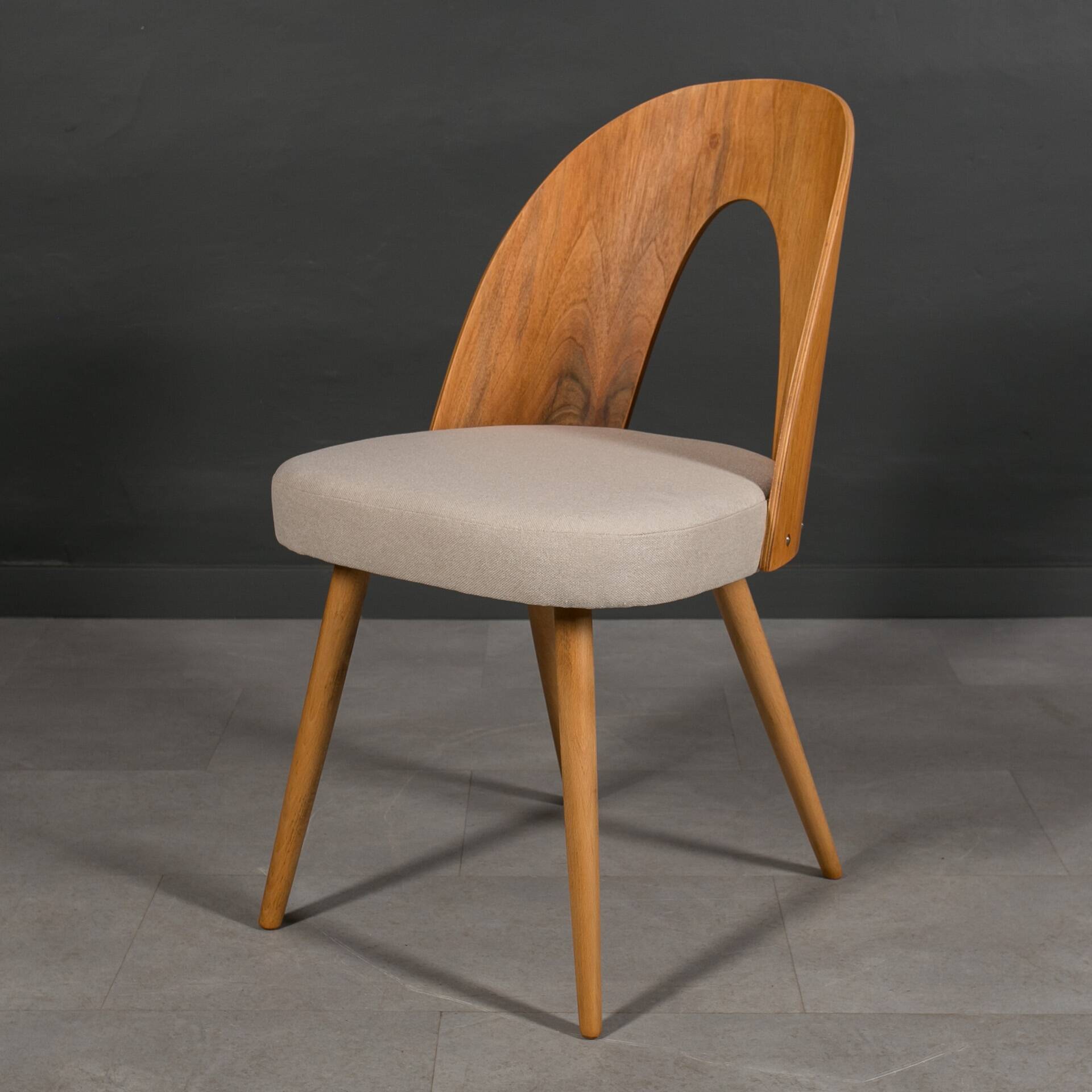 Set of 8 dining chairs by A. Šuman, 1960s