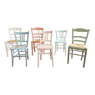Set of 6 pretty patinated chairs