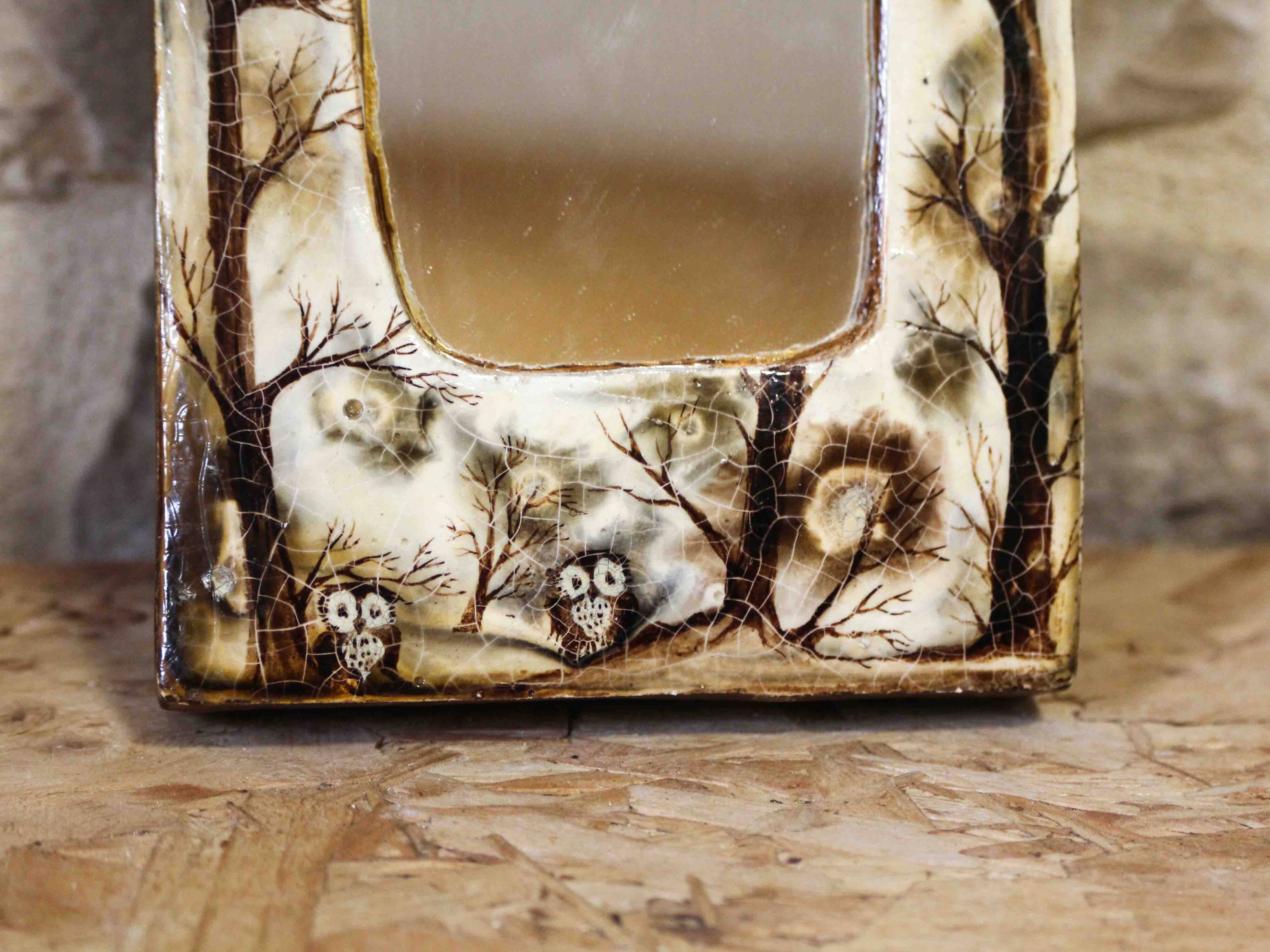 Resin mirror with owl decoration