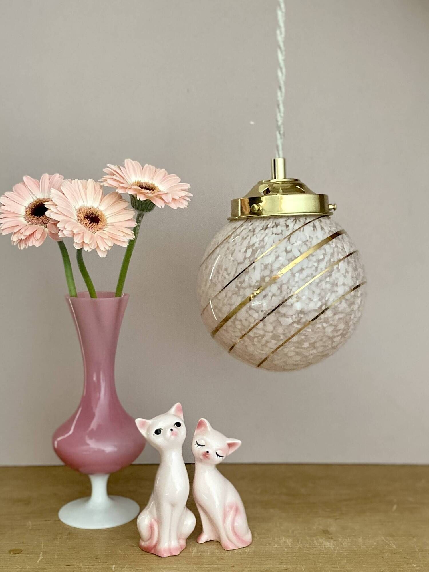 Vintage art deco globe pendant light in pink and gold Clichy glass