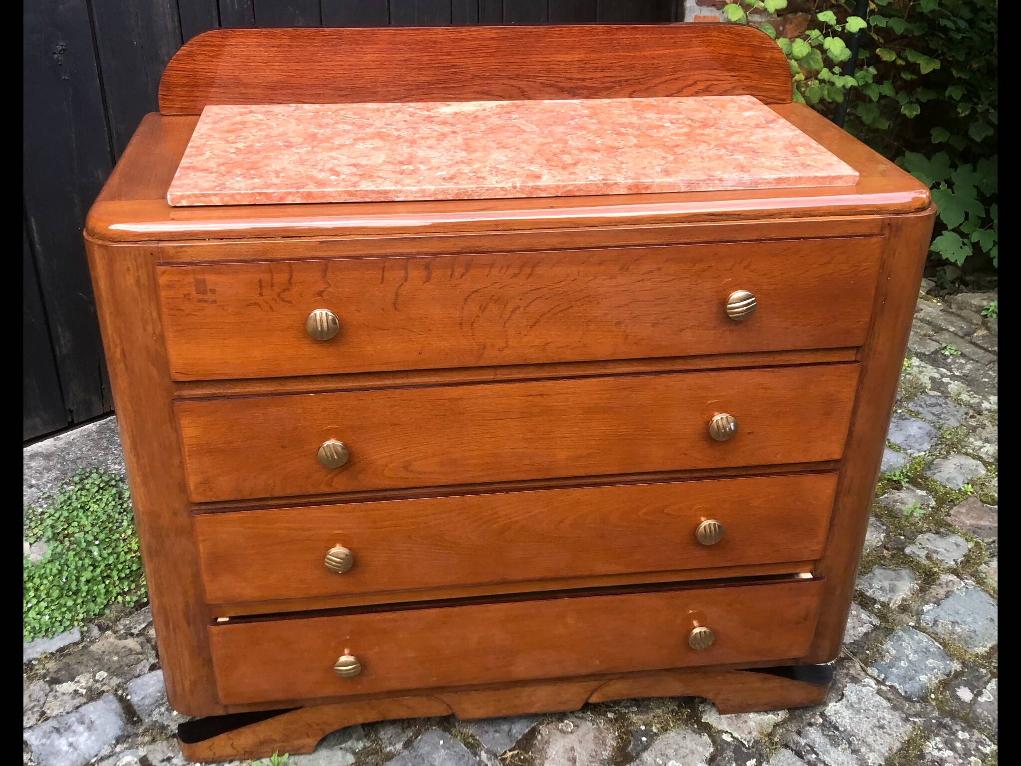 Art Deco chest of drawers