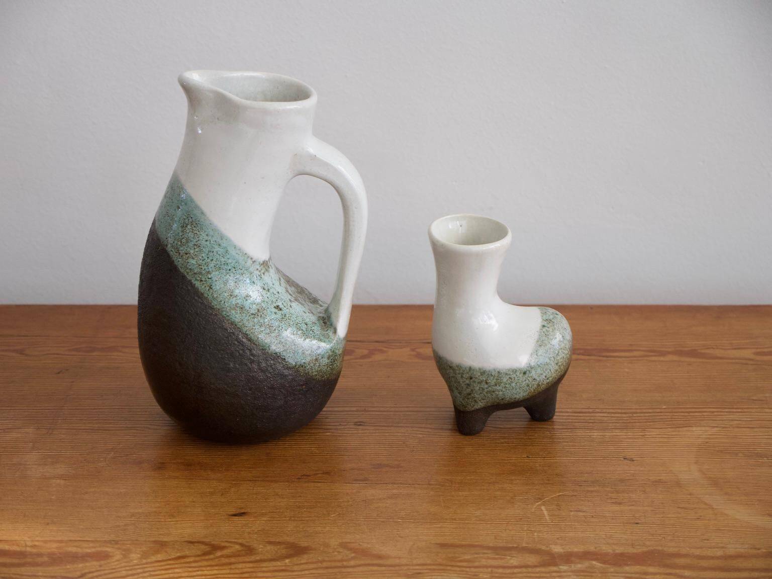 Ensemble de pichet et vase en faïence émaillée de Gilbert Valentin