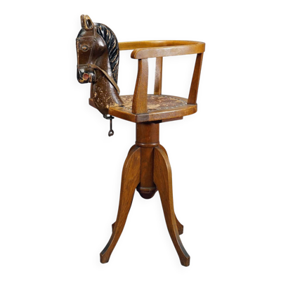 Chaise de barbier antique pour enfants, Allemagne vers 1920.