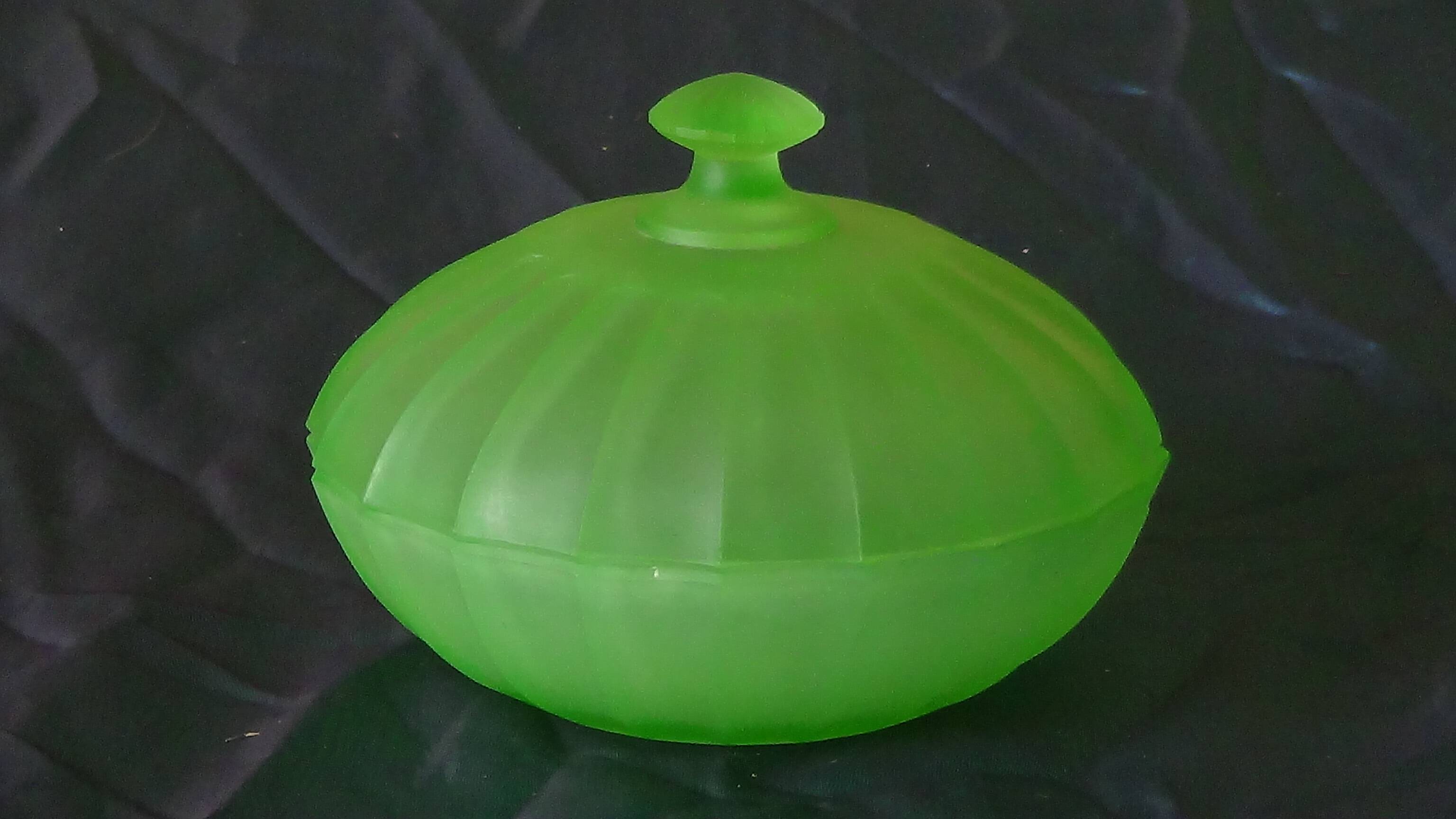 Bonbon Dish.