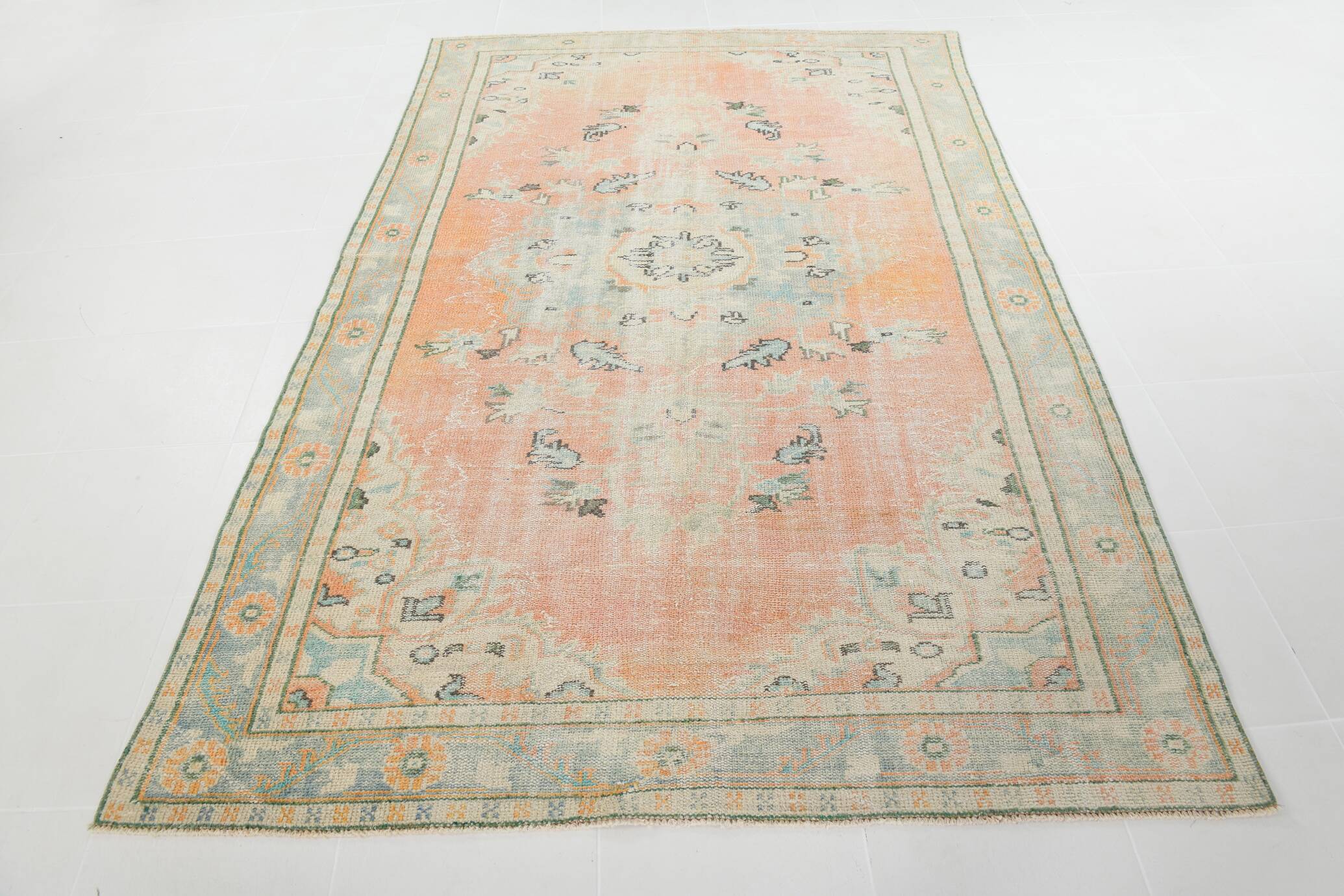9x10 Soft Peach Turkish Vintage Rug, 186x287 Cm
