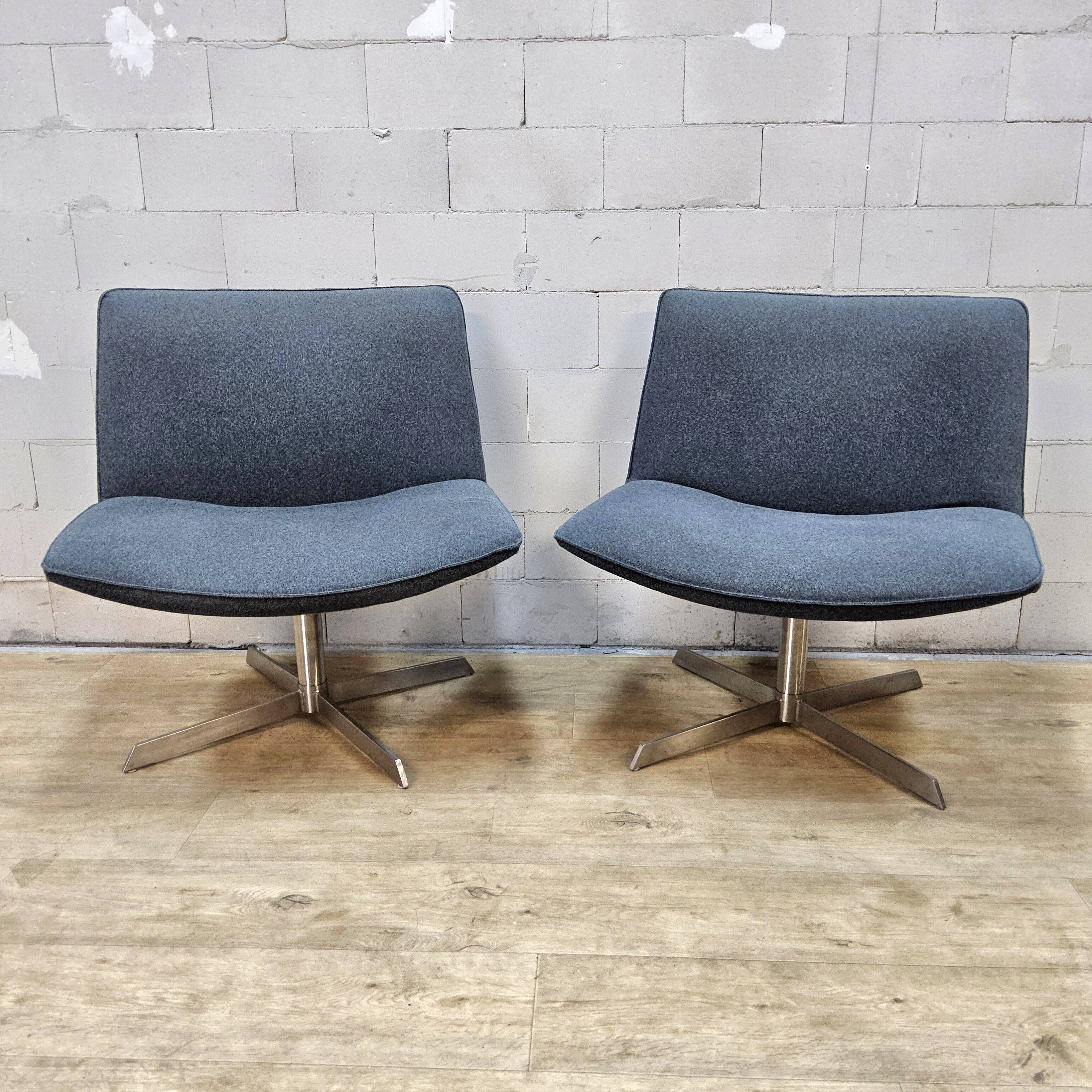 Set of 2 Arper Catifa 80 lounge chairs grey fabric / chrome