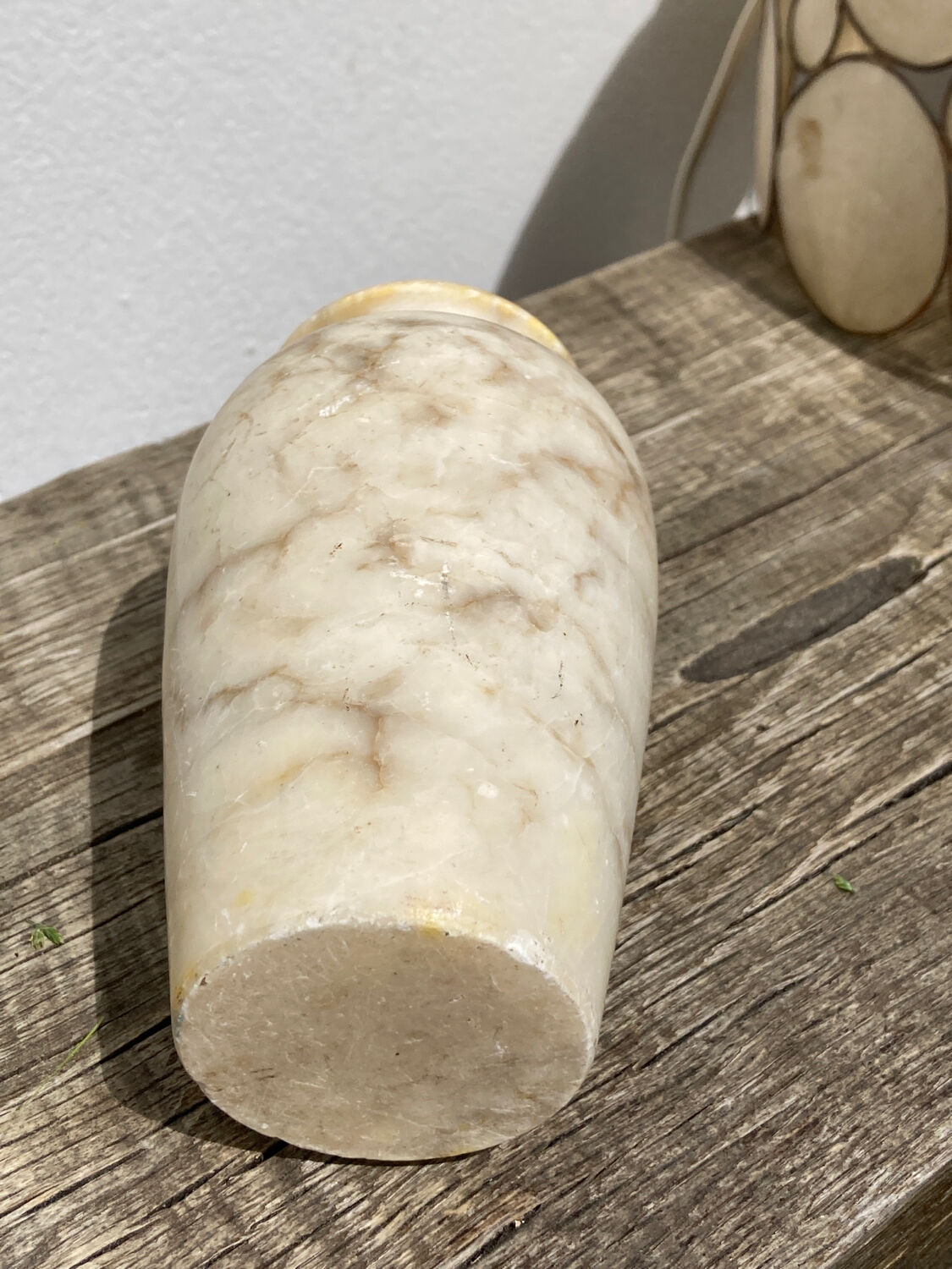 Onyx vase veins white marble beige art deco