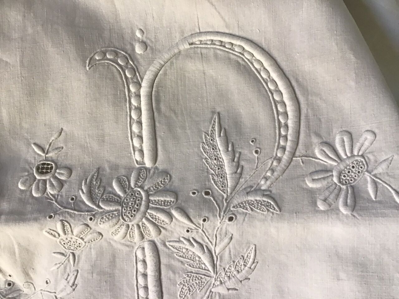 Drap de lin brodé fin 19eme