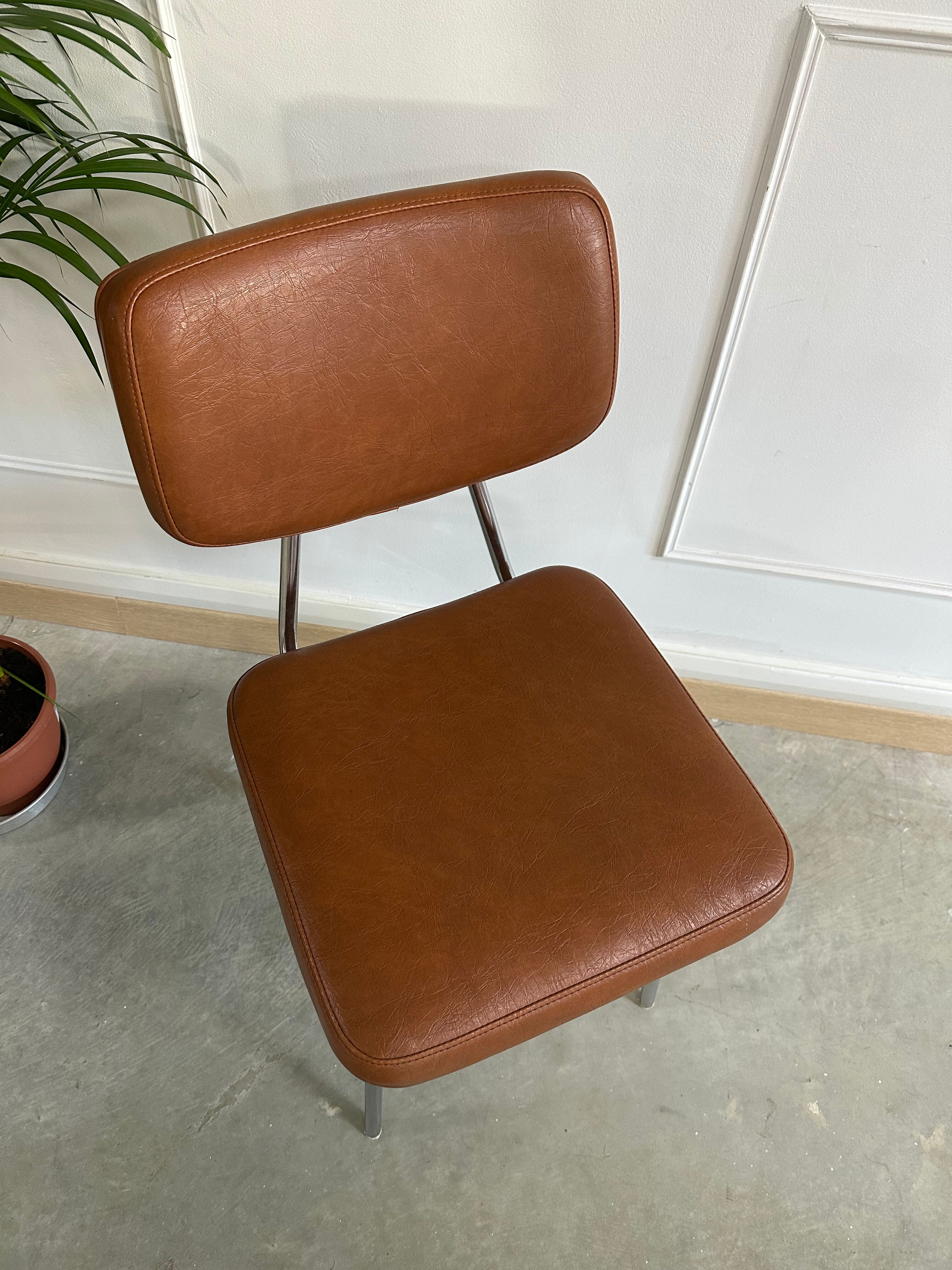 Vintage administrative chair