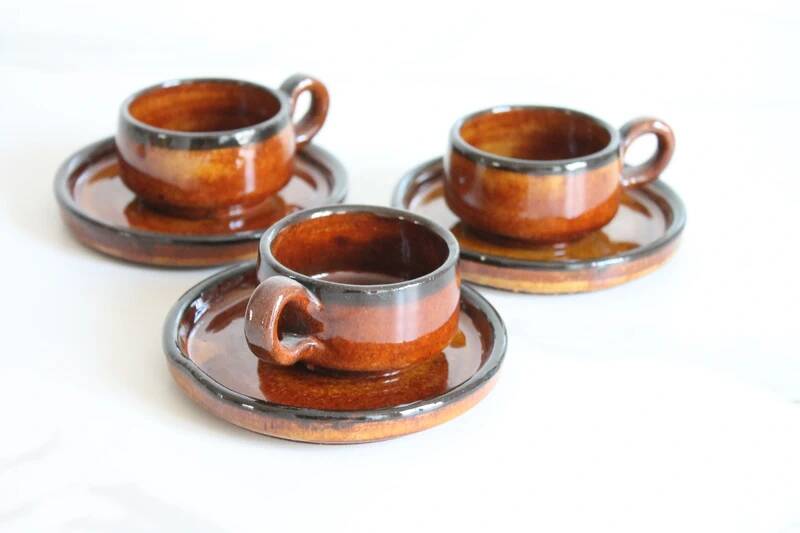 Service à café, trio de tasses