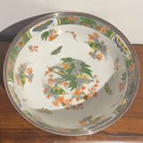 Shallow porcelain plate from Limoges Raynaud, bird decoration.