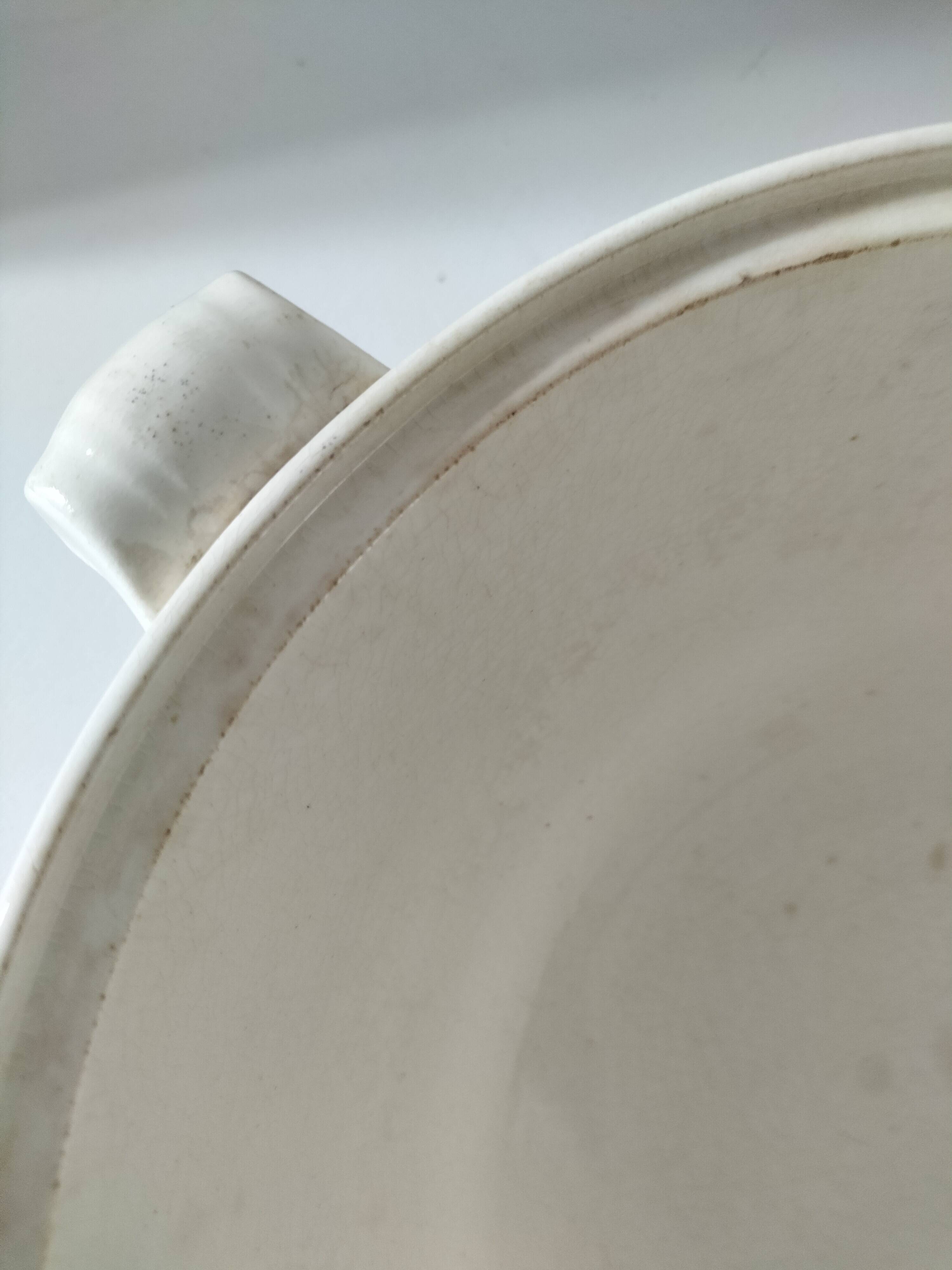 Salins soup tureen model Montréal graphic decor 60s