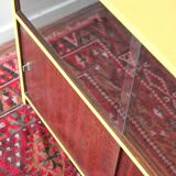 Vintage young mustard showcase