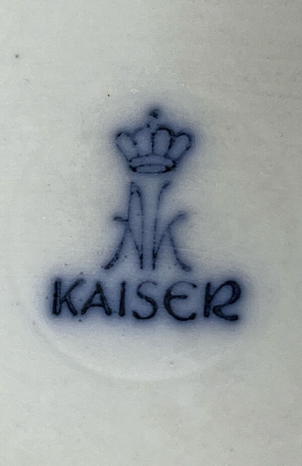 Pichet en biscuit Kaiser