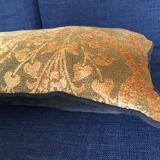 Decorative pillow case in brocade with ottoman turkish 16th century motifs