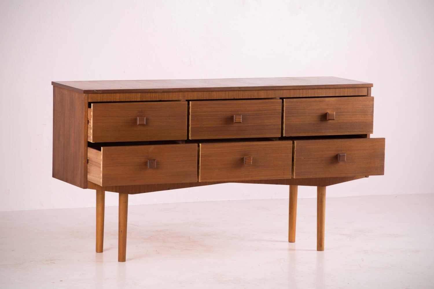 Enfilade scandinave 1960