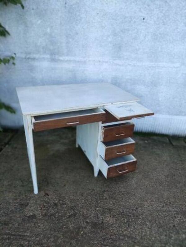 Bureau adulte vintage