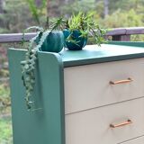 Compass foot chest of drawers