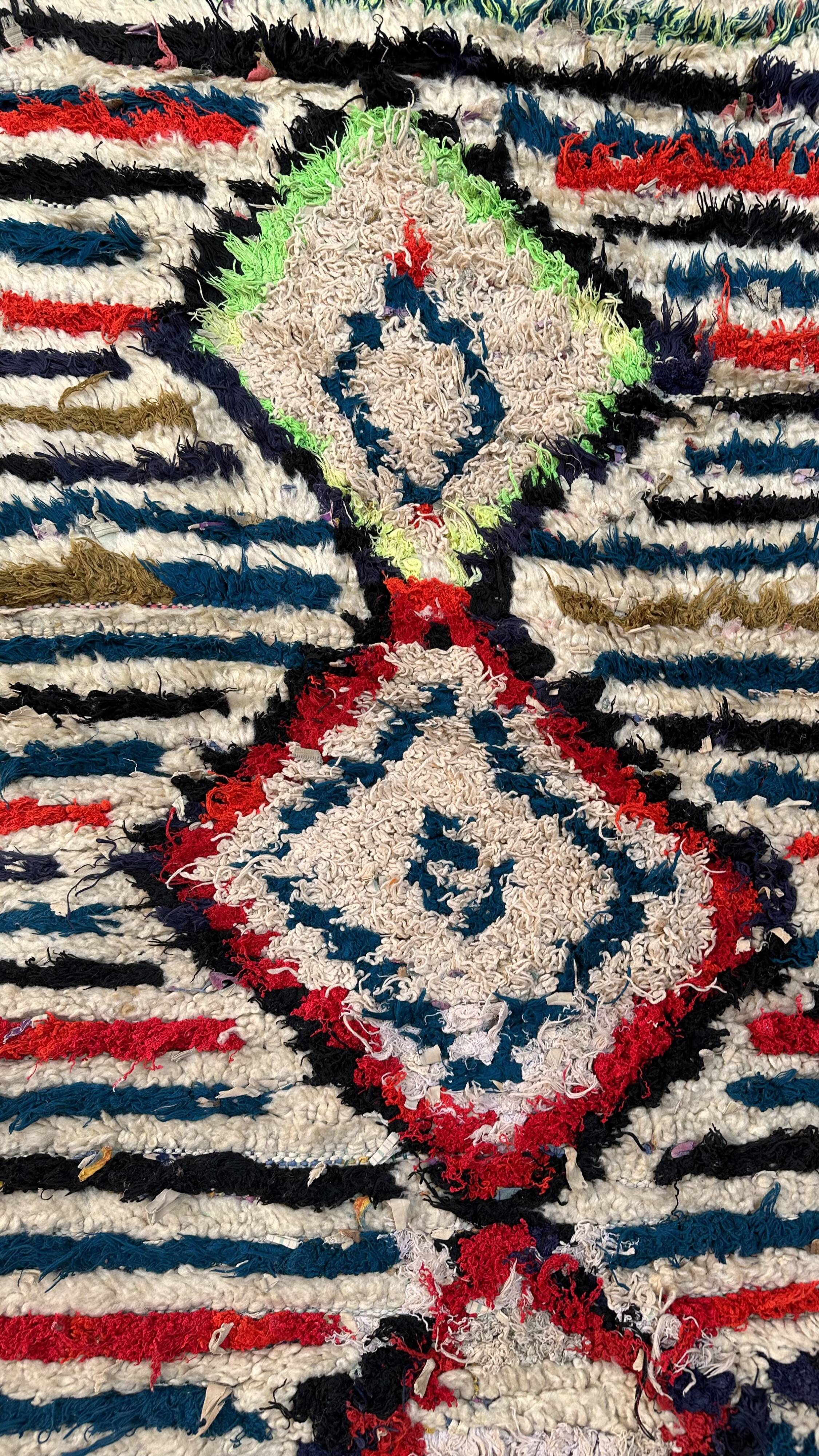 Azilal colorful Moroccan rug - 140 x 95 cm.