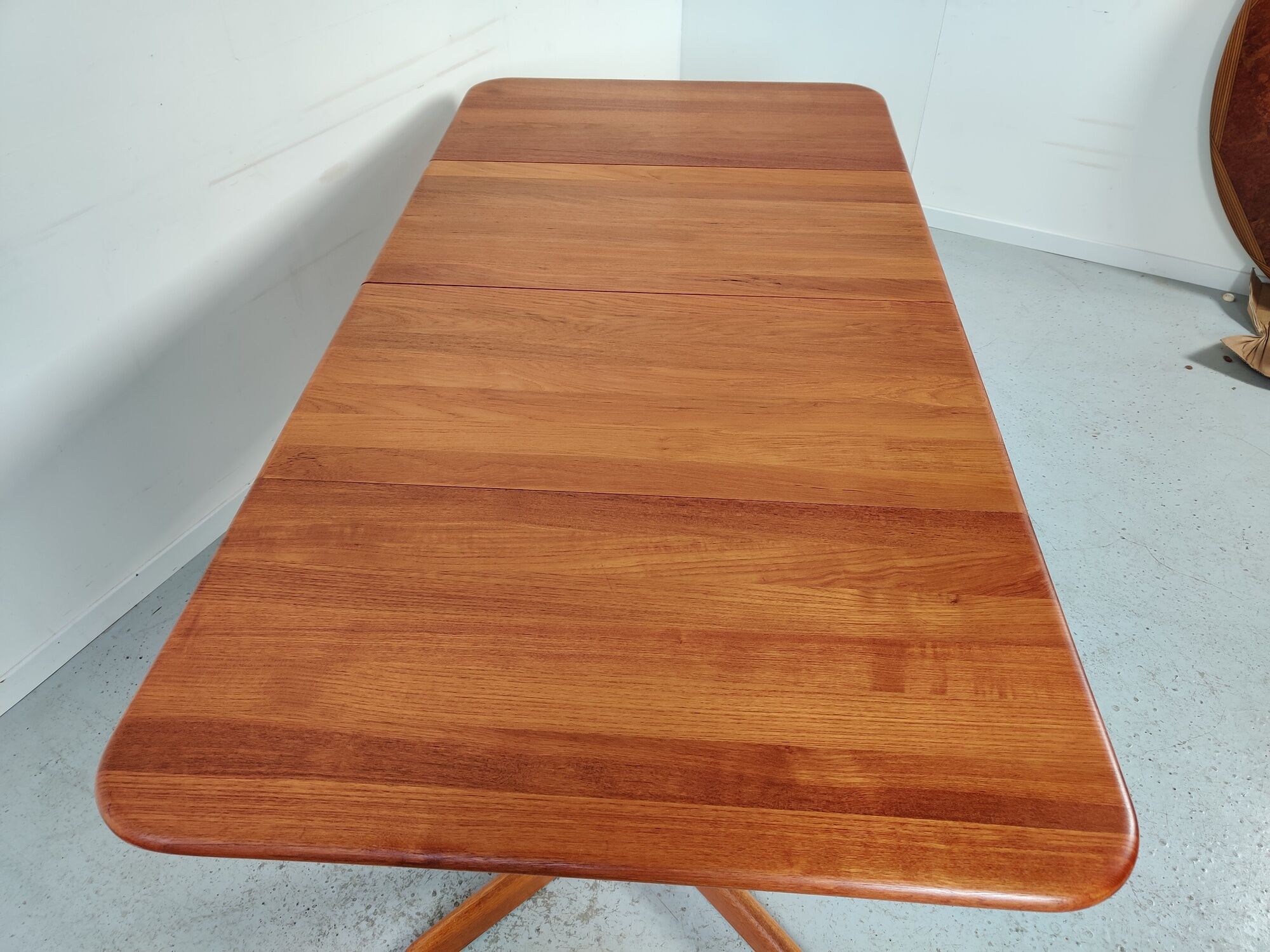 Dining table with teak extensions by Niels Möller, Dänemark 60s/70s