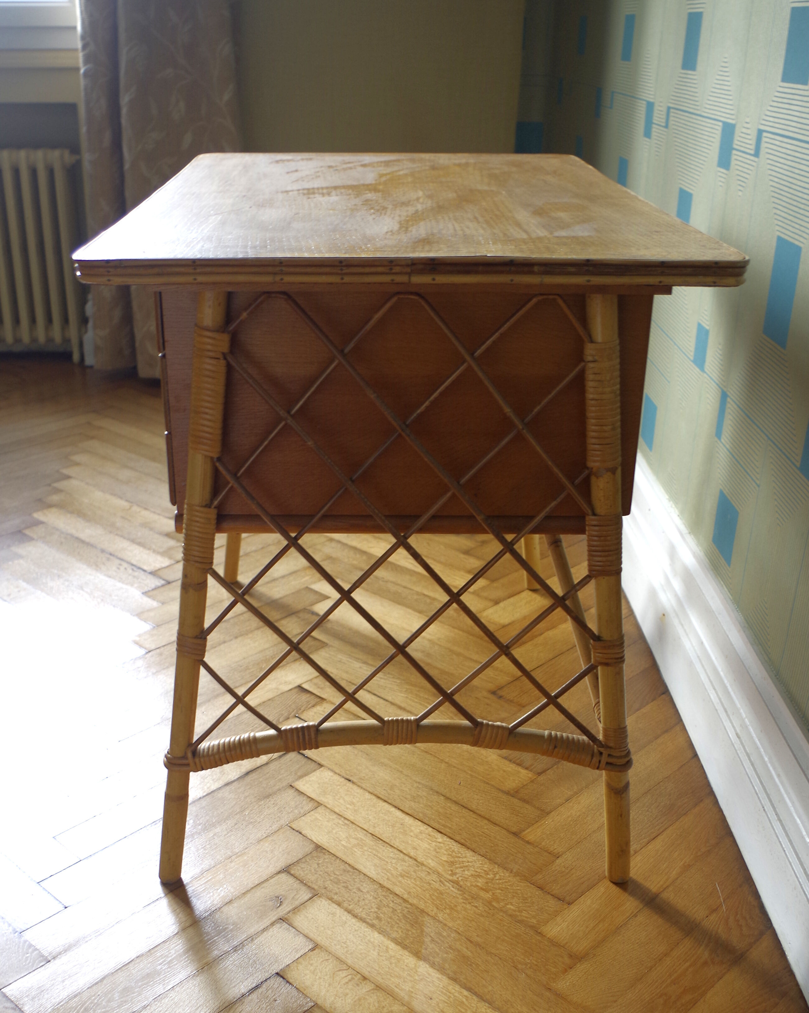 Bureau en rotin de Louis Sognot