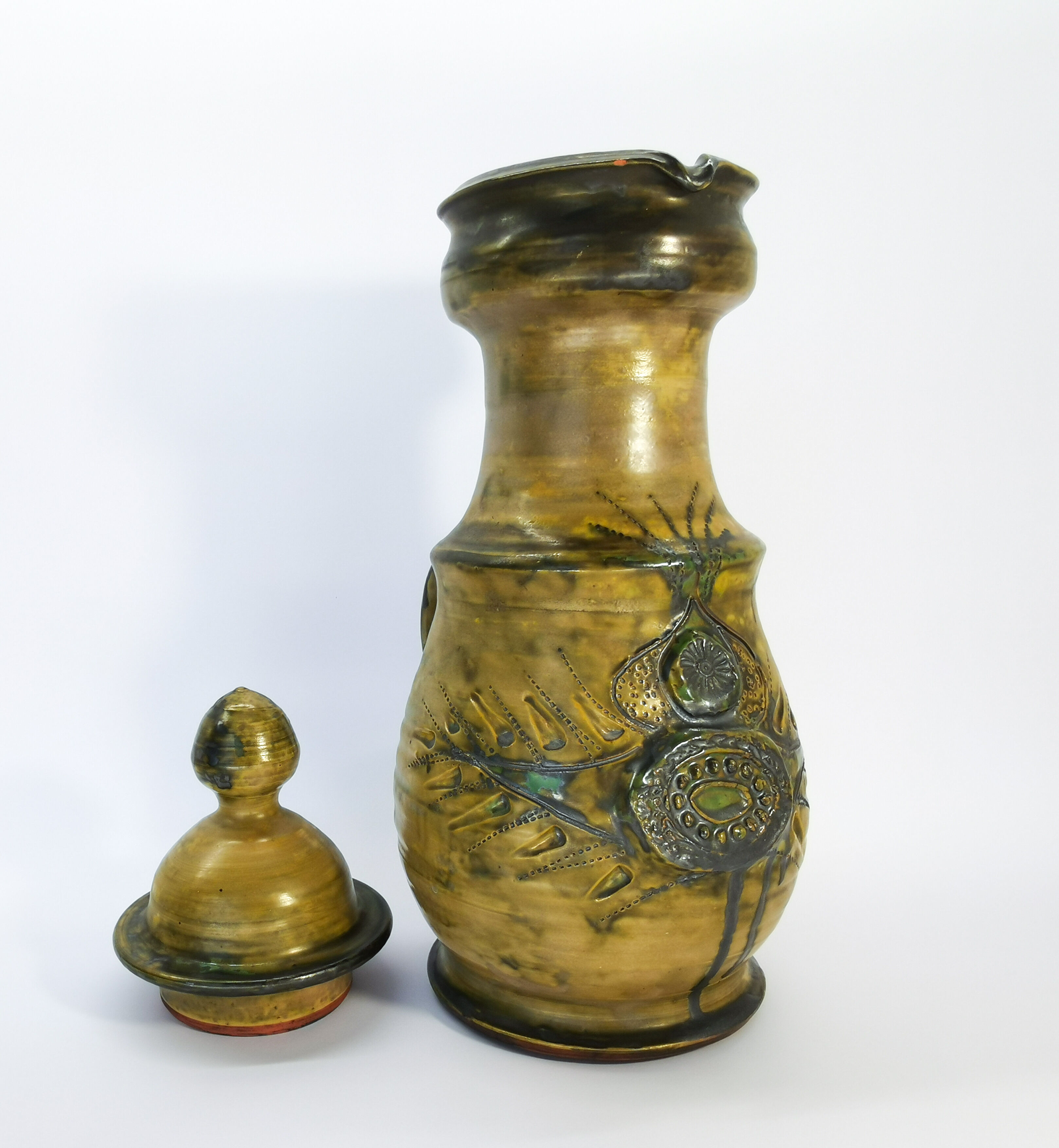 Pitcher with lid, stamped