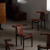 Hans Olsen, Set of 4 Frederik VII dining chairs, oak and leather, mid-20th century