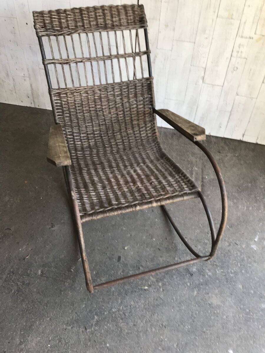 Vintage rocking chair in curved wood and black steel - 1960s, Czech design