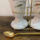 Set de 2 mazagrans anciens en porcelaine de Limoges avec support doré