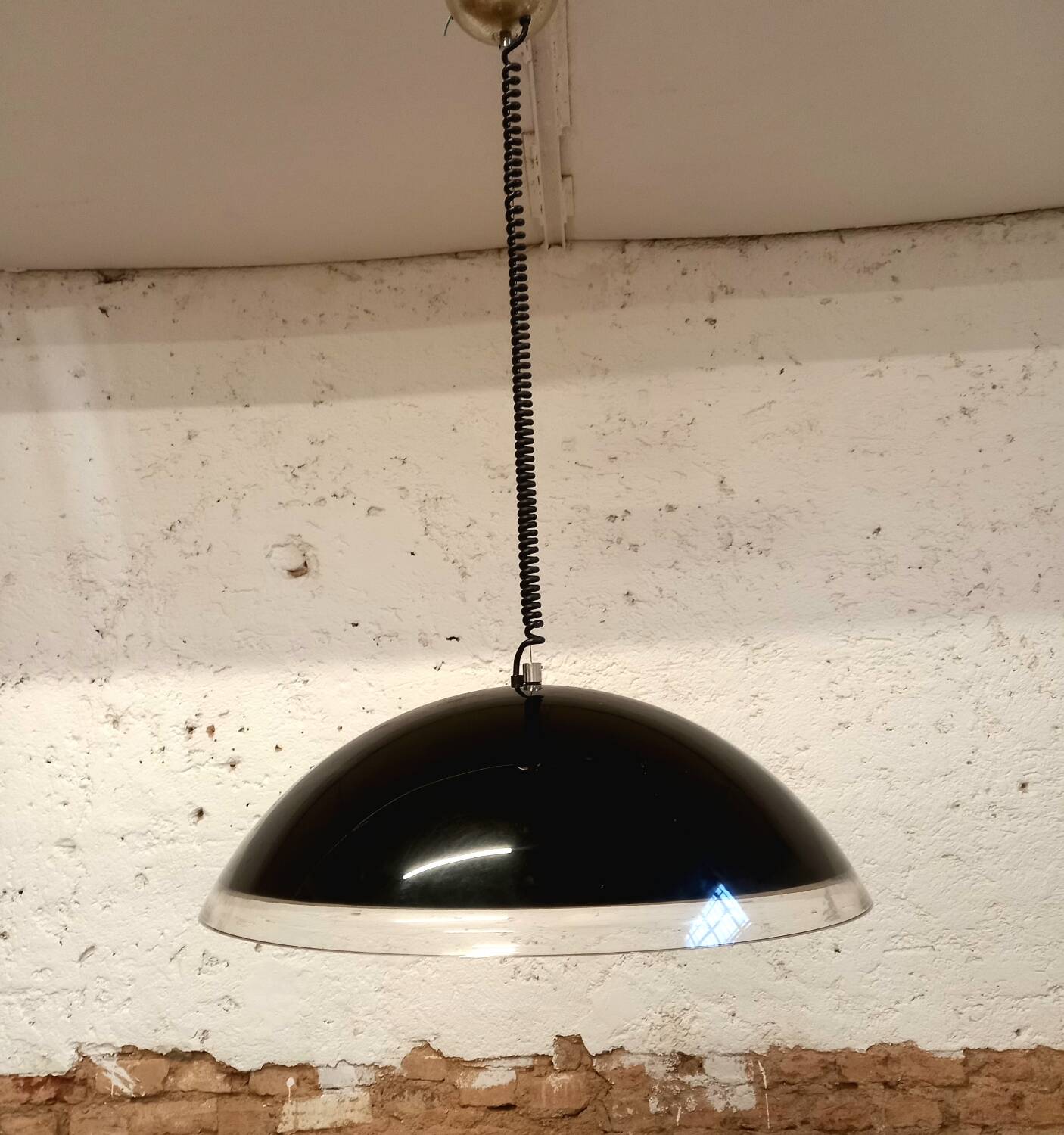 Guzzini plexi chandelier 70s