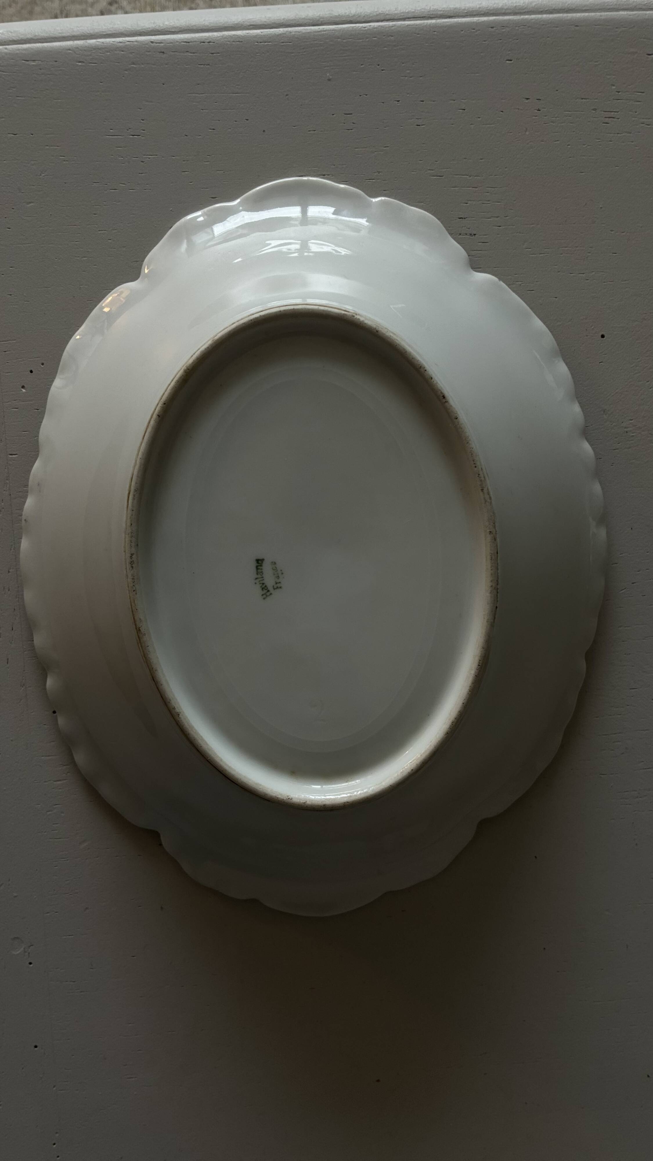White porcelain fruit bowl