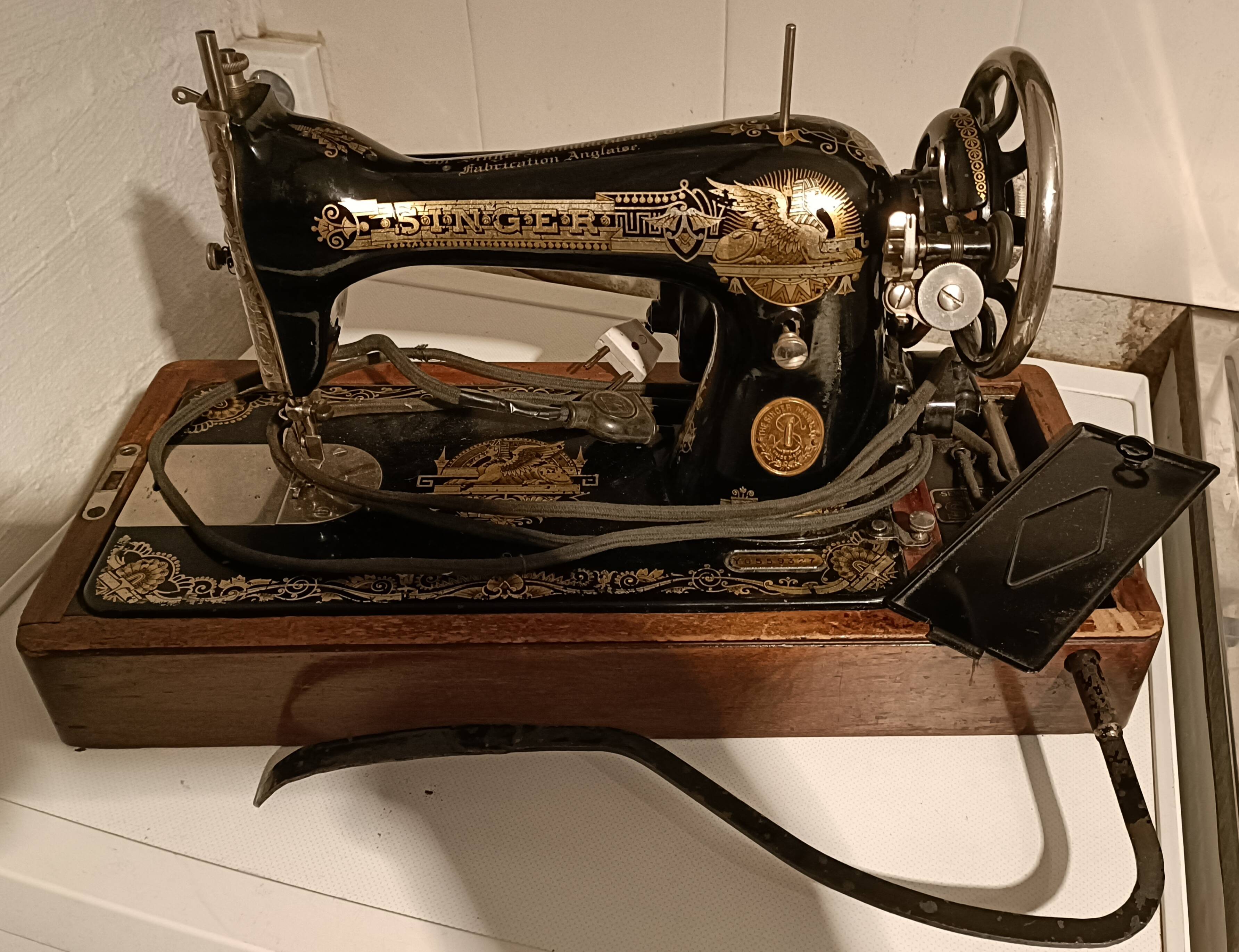 Machine a coudre ancienne singer portable et electrique
