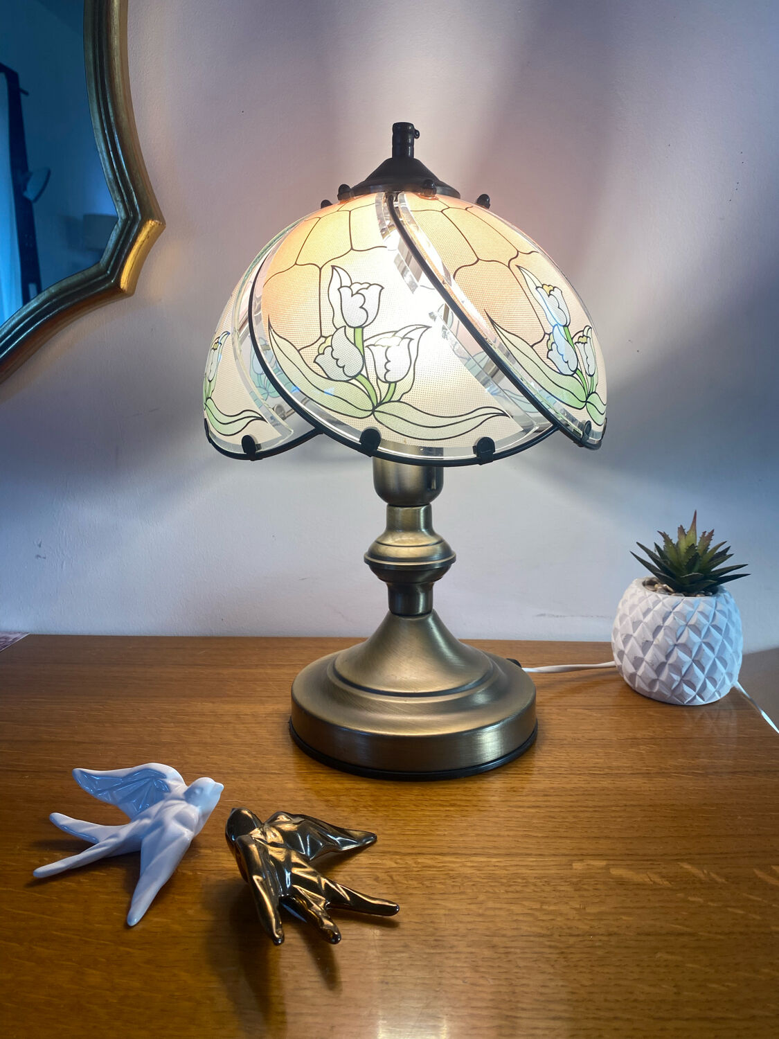 Vintage Tiffany style lamp