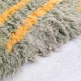 Moroccan Berber carpet Beni Ouarain gray green with yellow patterns 2.55x1.52m