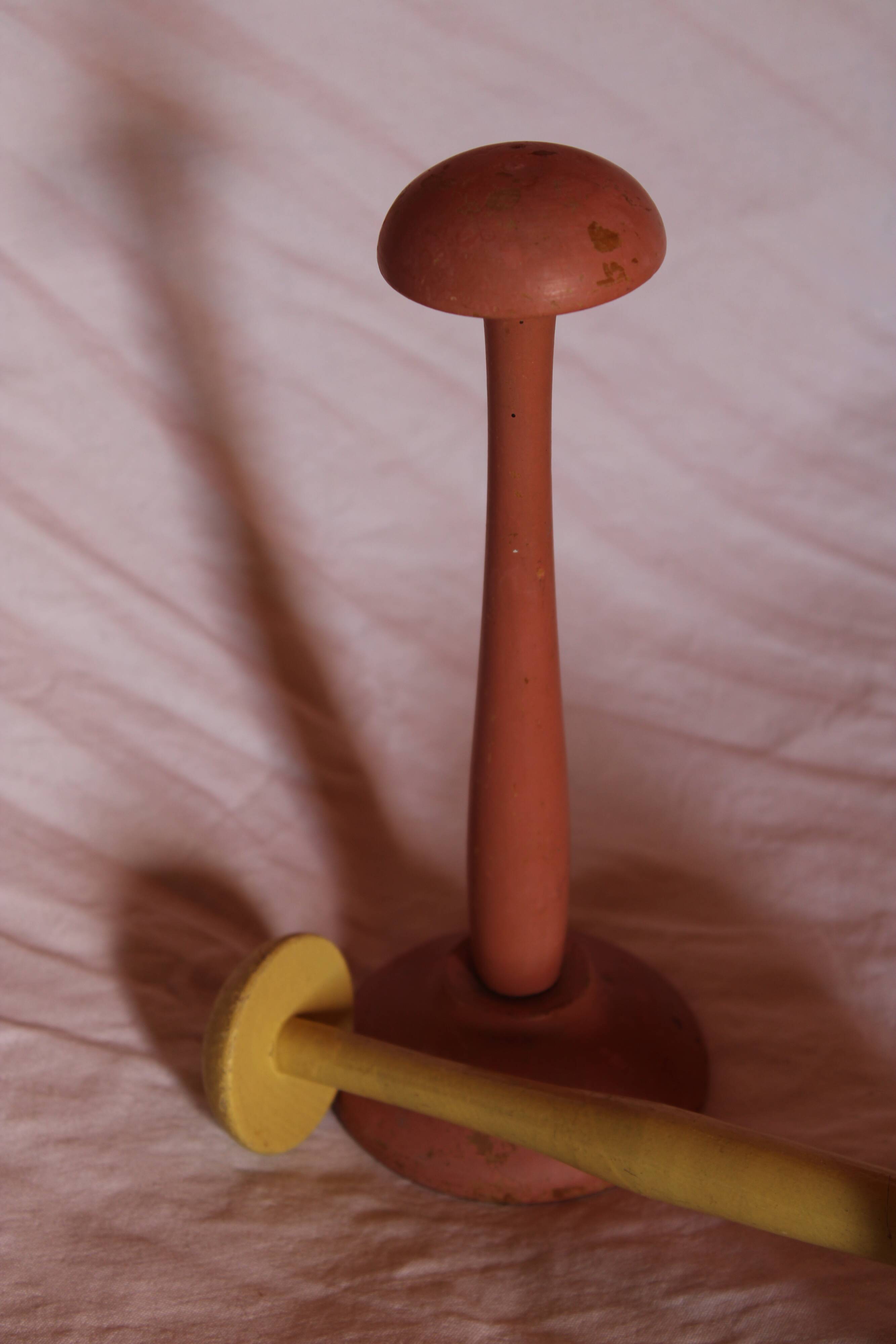 Lot of 2 old hat holders