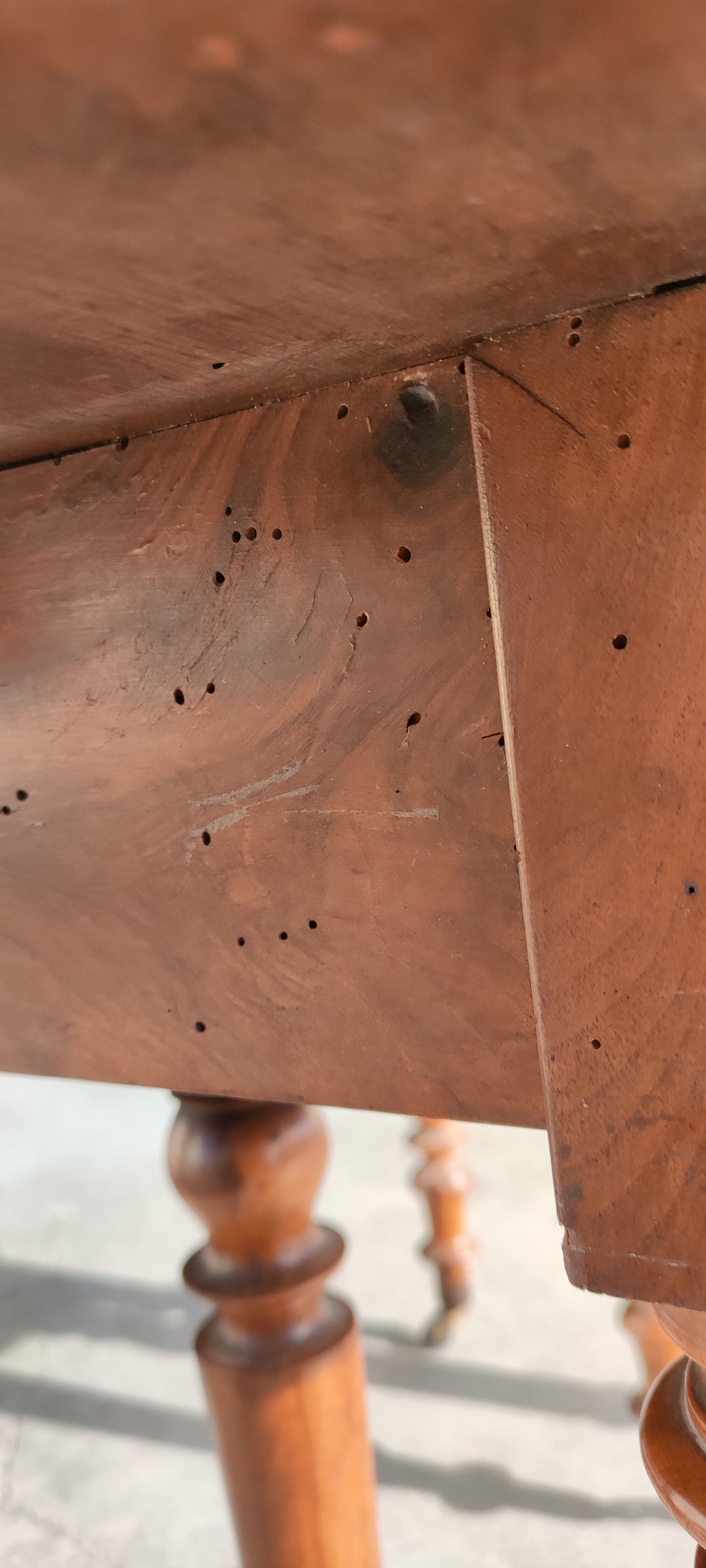 Table 6 pieds louis philippe noyer 2m25