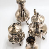 Service 4 pièces en métal argenté, style louis XV