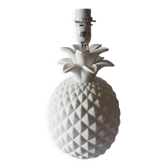 Pineapple lamp in white biscuit