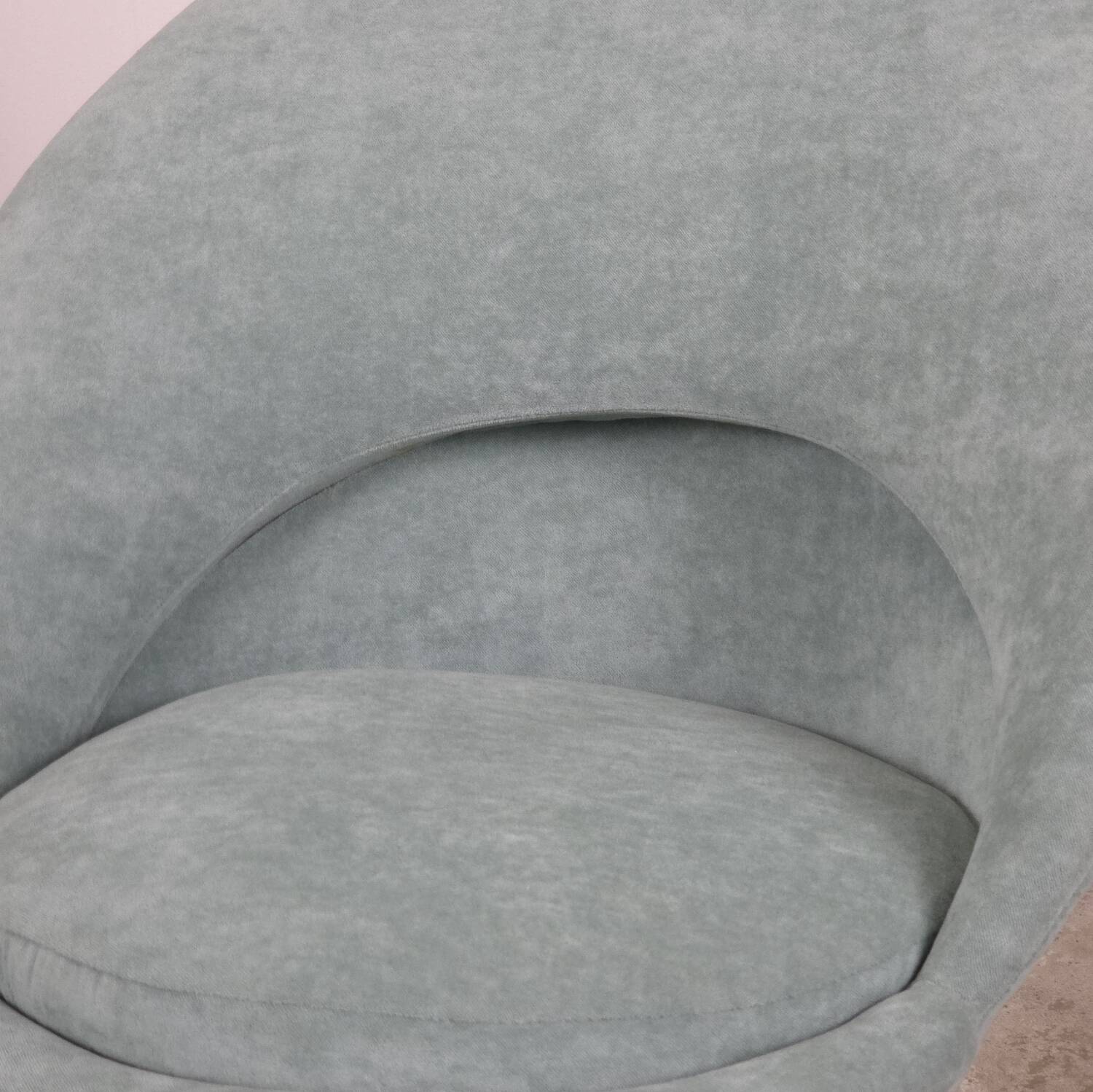 Swivel chair 'Cone Chair' by Verner Panton from the 1960s