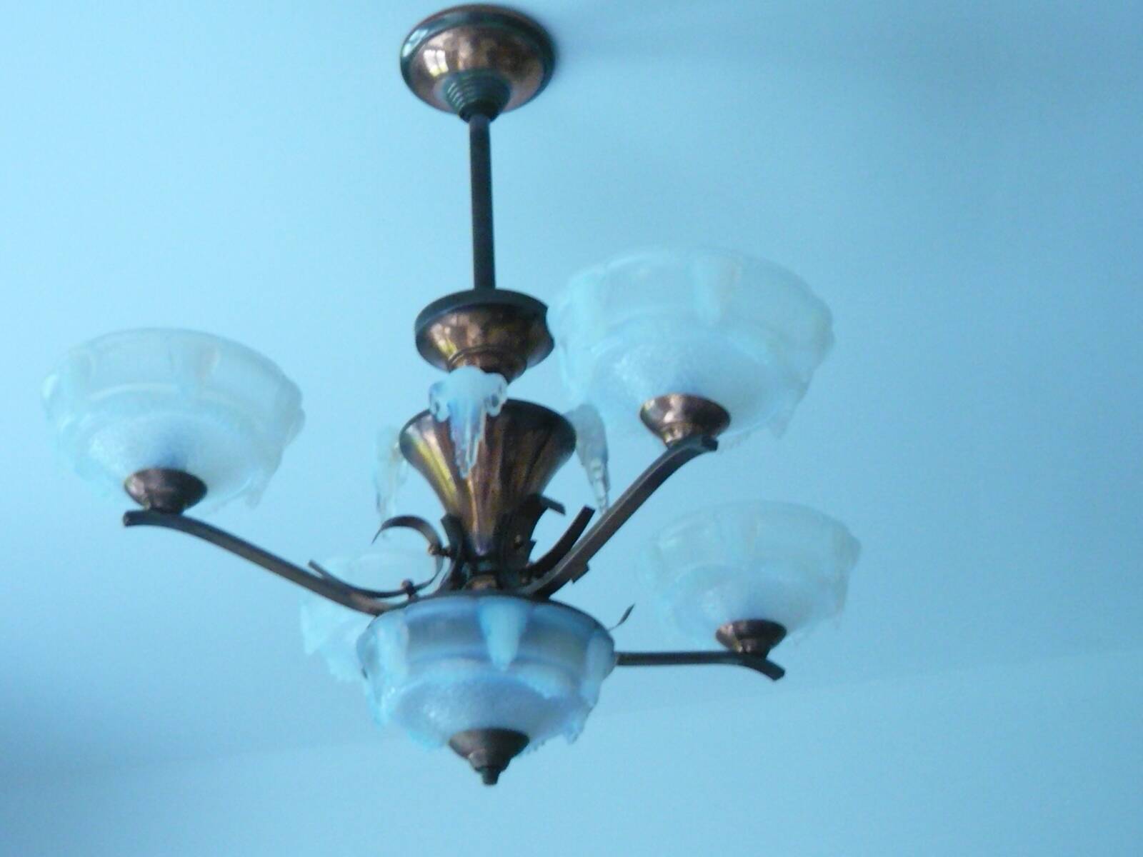 Ezan chandelier art deco opalescent glass