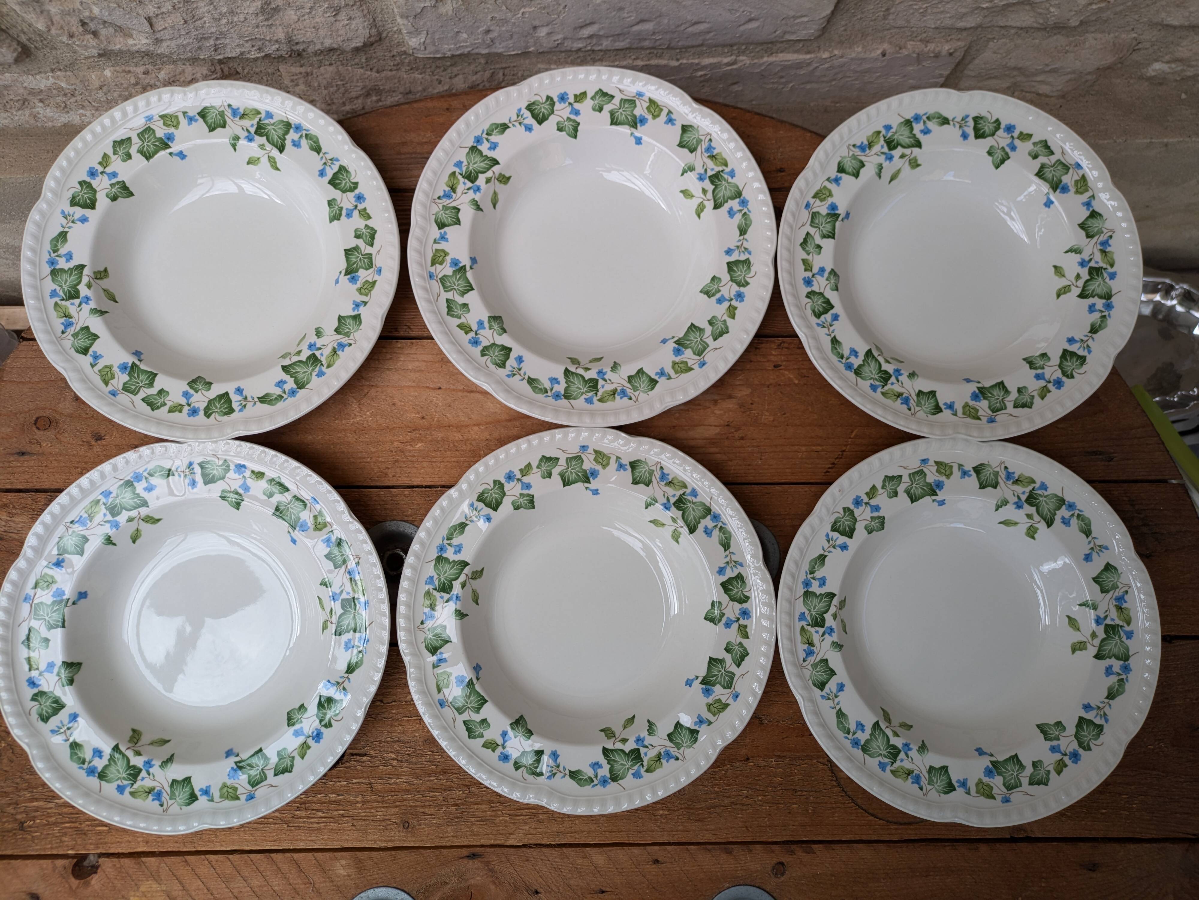 食器 Johnson bros 6plates 27cm. 6 plates 食器 Johnson bros 6plates 27cm. 6 plates A 1950s Johnson Bros Fish