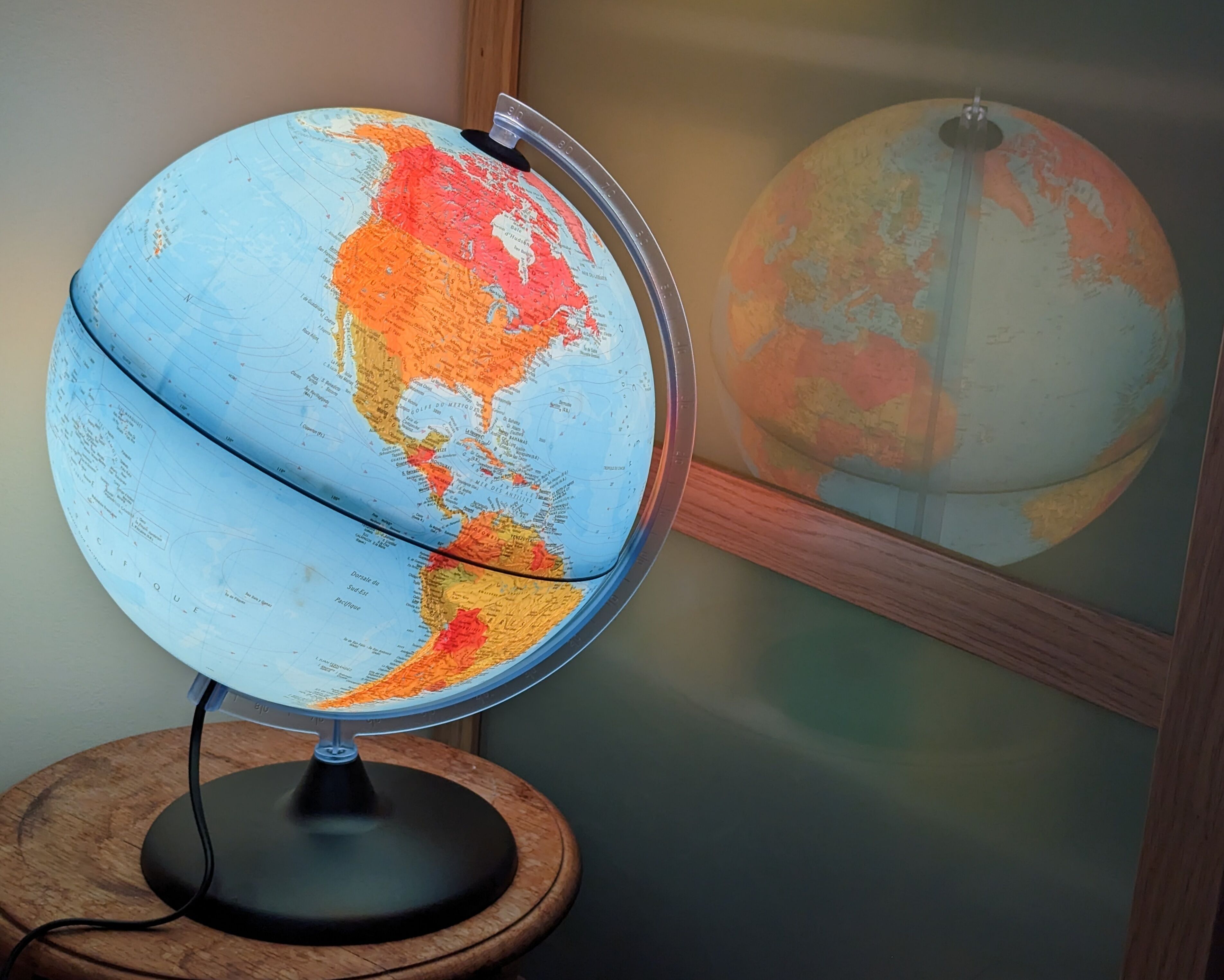 Luminous globe TECNOGLOBUS - Made in Italy by Tecnodidattica Ligure S.p.A