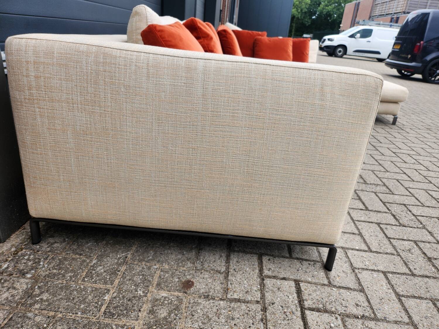 B&B italia - Ray sofa by Antonio Citterio