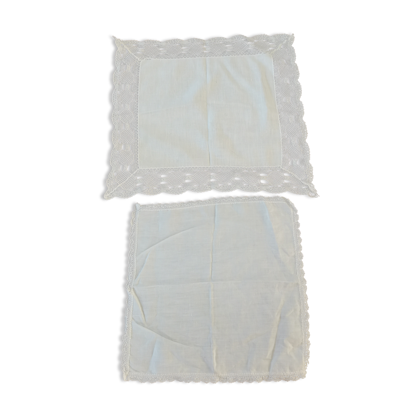 Lot 2 handmade placemats