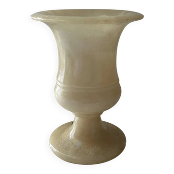 Small Médicis vase in alabaster