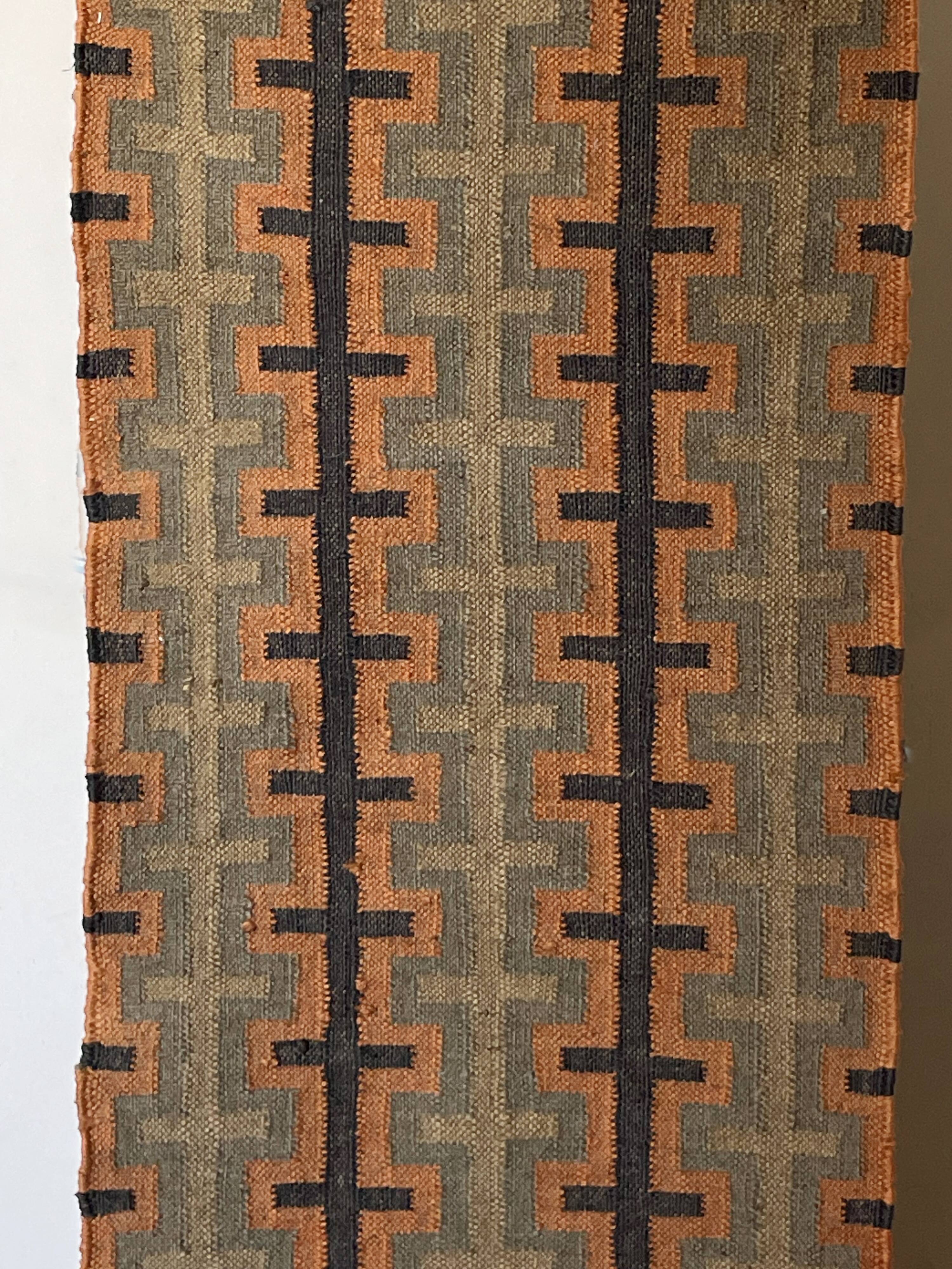 2x6 Ft - Tapis Kilim en jute et laine fait main d'occasion, tapis traditionnel indien.