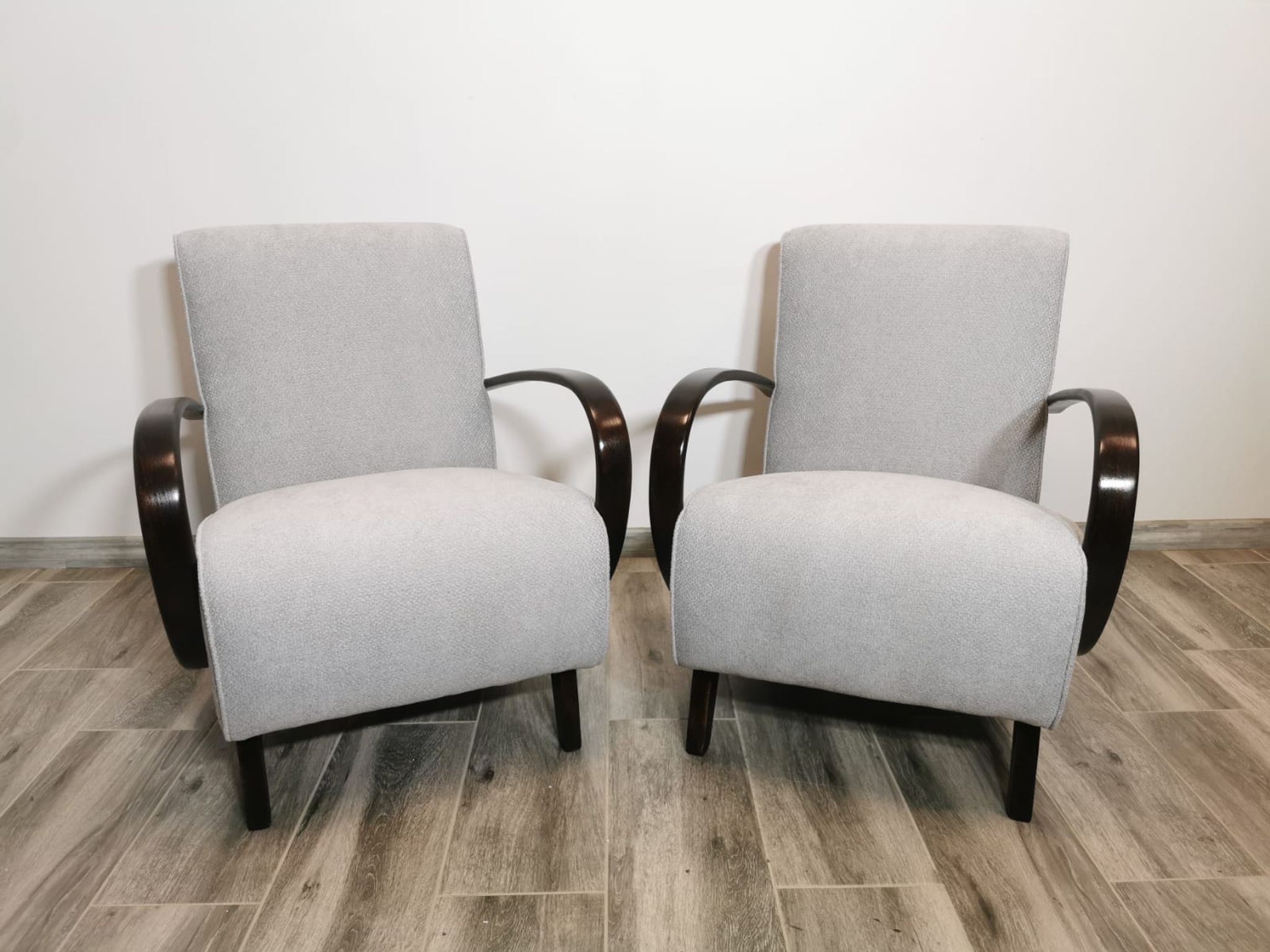 Fauteuils de Jindrich Halabala, années 1940, Set de 2