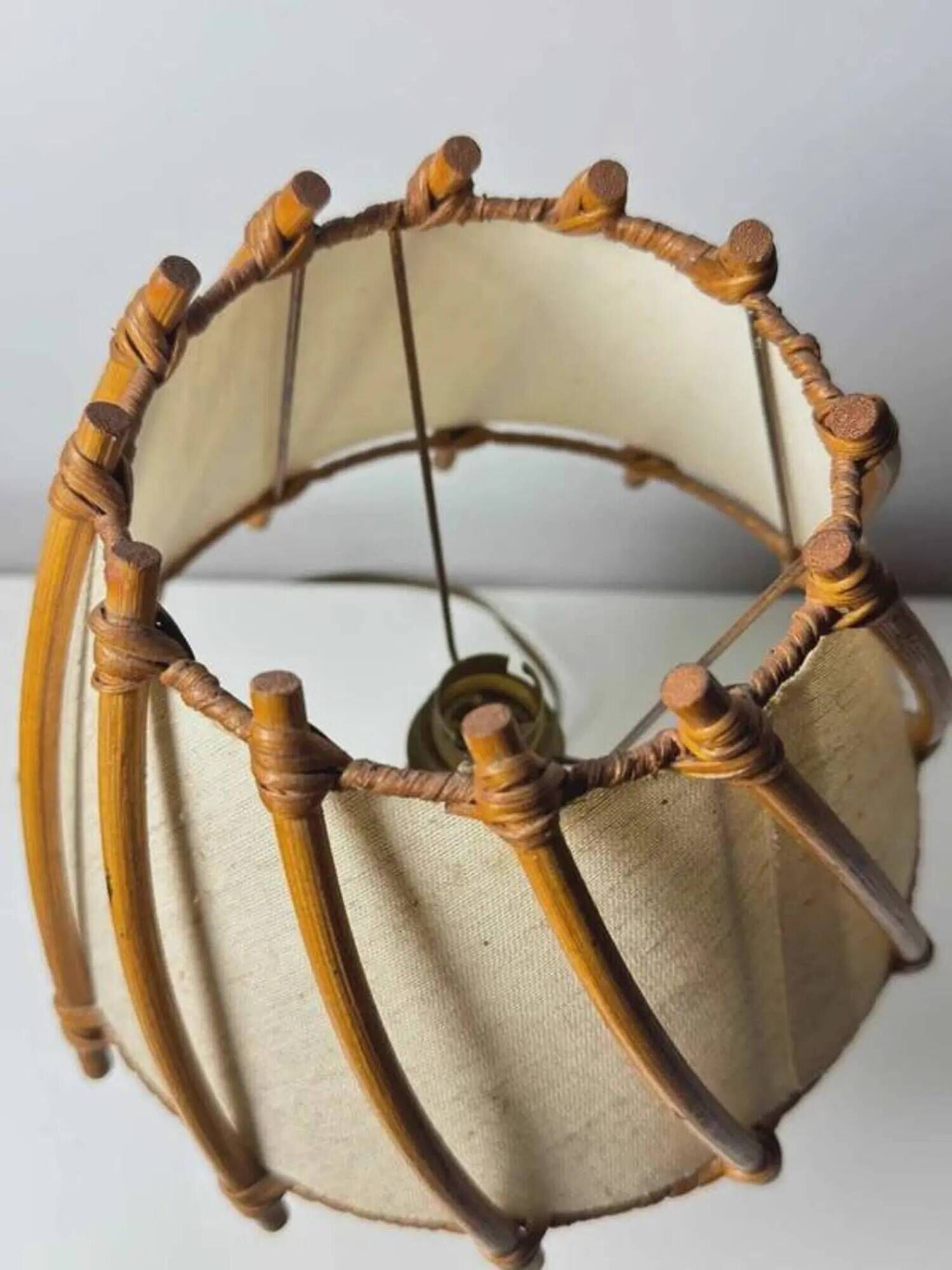 Vintage table lamp by Louis Sognot in wicker/bamboo - 1950s/60s